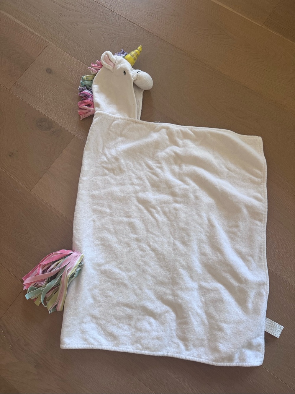 Pottery Barn Kids White Unicorn Hooded Towel with Rainbow Mane